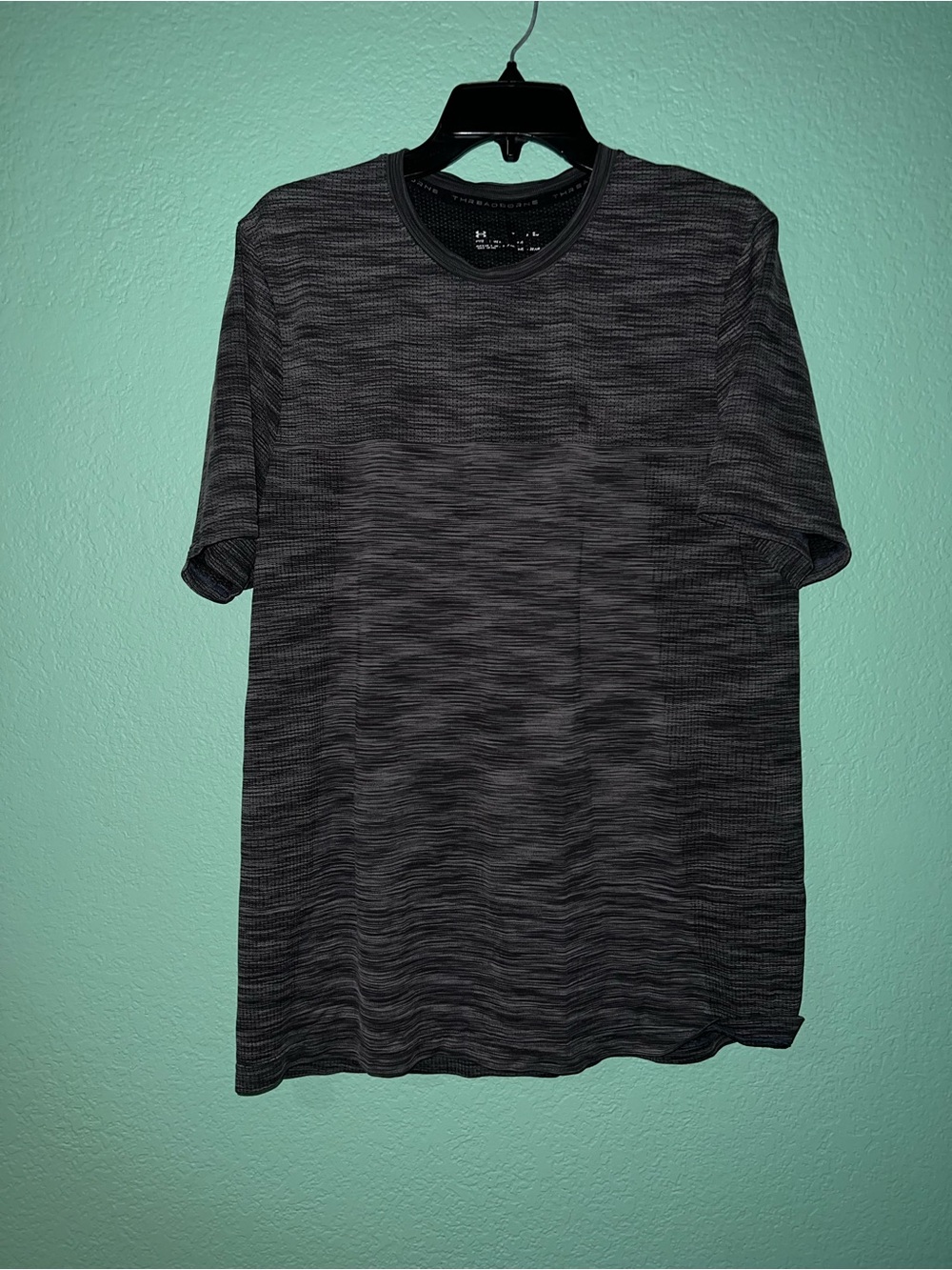 Under Armour Men’s Black Heather Performance Short Sleeve Tee